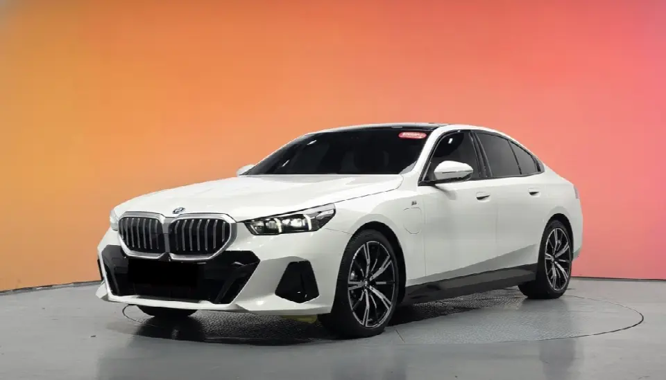 BMW 5 Series 2023, арт. KR-3224024 — фото 1
