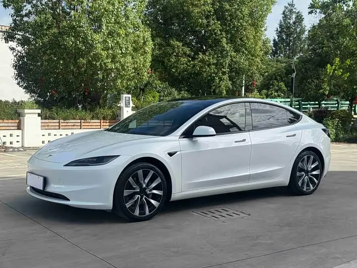 Tesla Model 3 2023, арт. CN-3226398 — фото 1