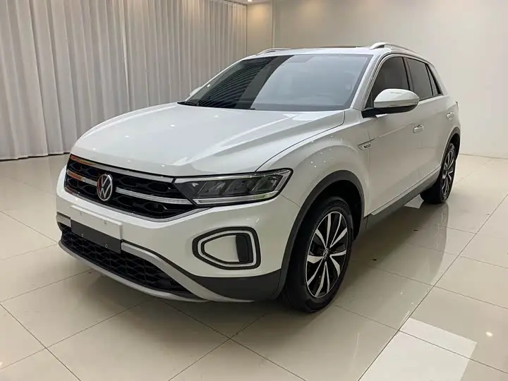 Volkswagen T-Roc 2023, арт. CN-3227365 — фото 1