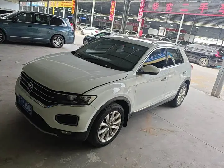 Volkswagen T-Roc 2021, арт. CN-3238086 — фото 1