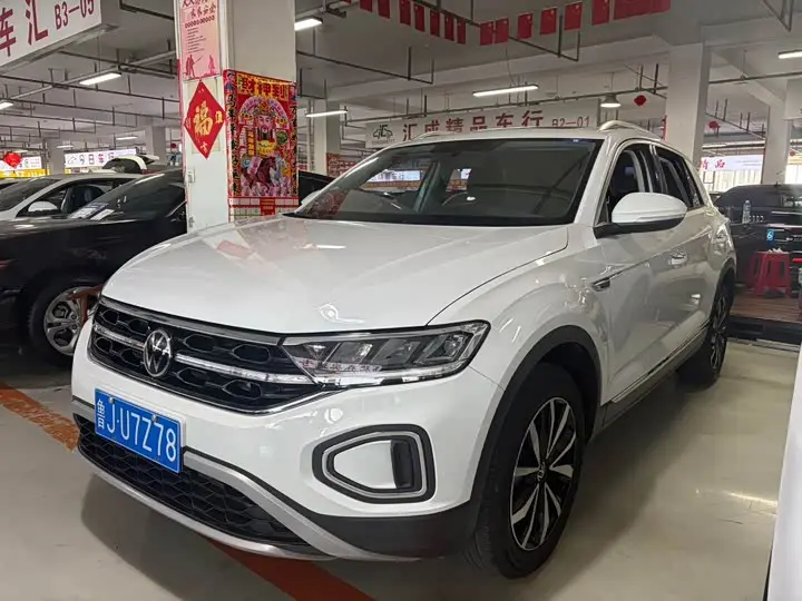 Volkswagen T-Roc 2023, арт. CN-3239664 — фото 1