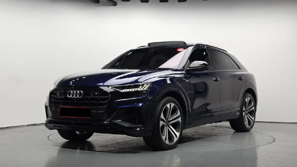 Audi Q8 2018, арт. KR-3242393 — фото 1