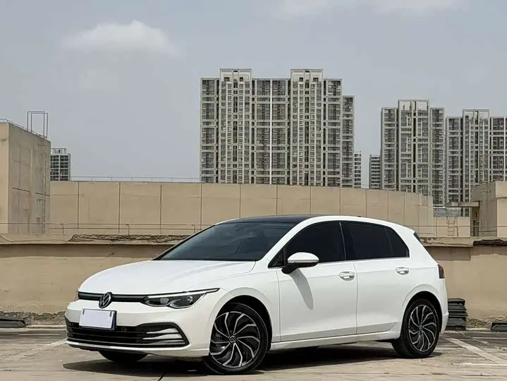 Volkswagen Golf 2021, арт. CN-3244837 — фото 1