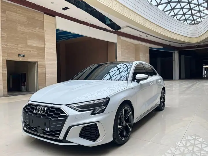 Audi A3 2022, арт. CN-3245443 — фото 1