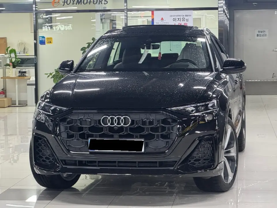 Audi Q8 2018, арт. KR-3248774 — фото 1