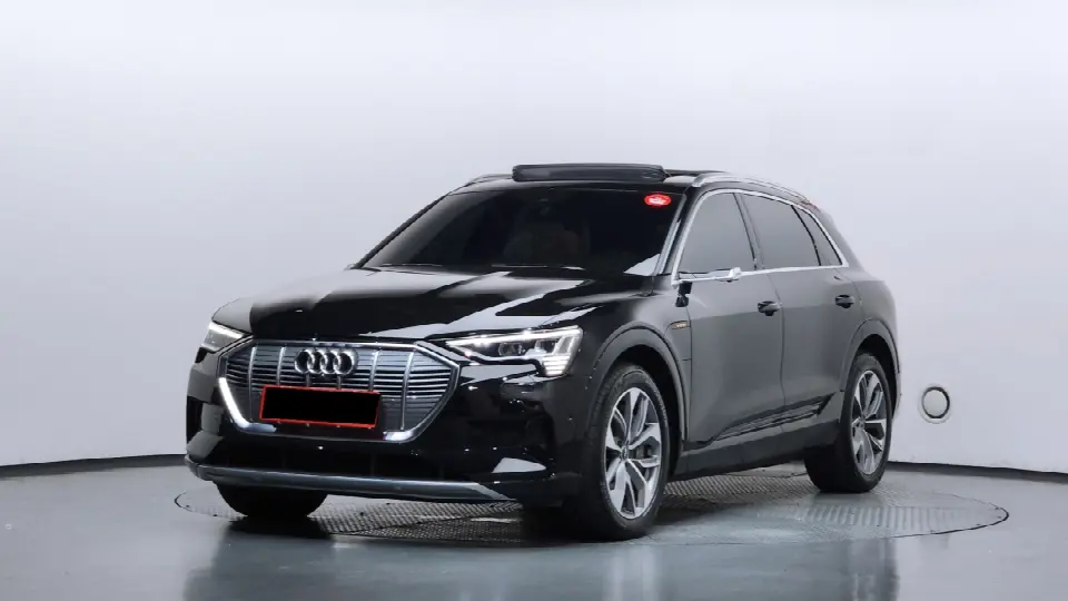 Audi e-tron 2020, арт. KR-3248989 — фото 1