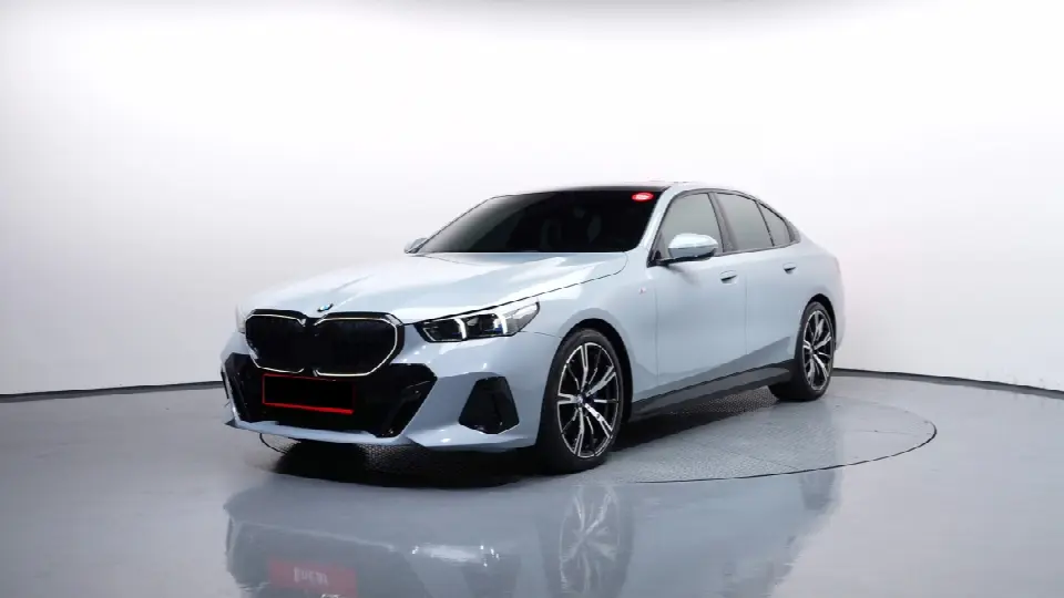 BMW 5 Series 2023, арт. KR-3249015 — фото 1
