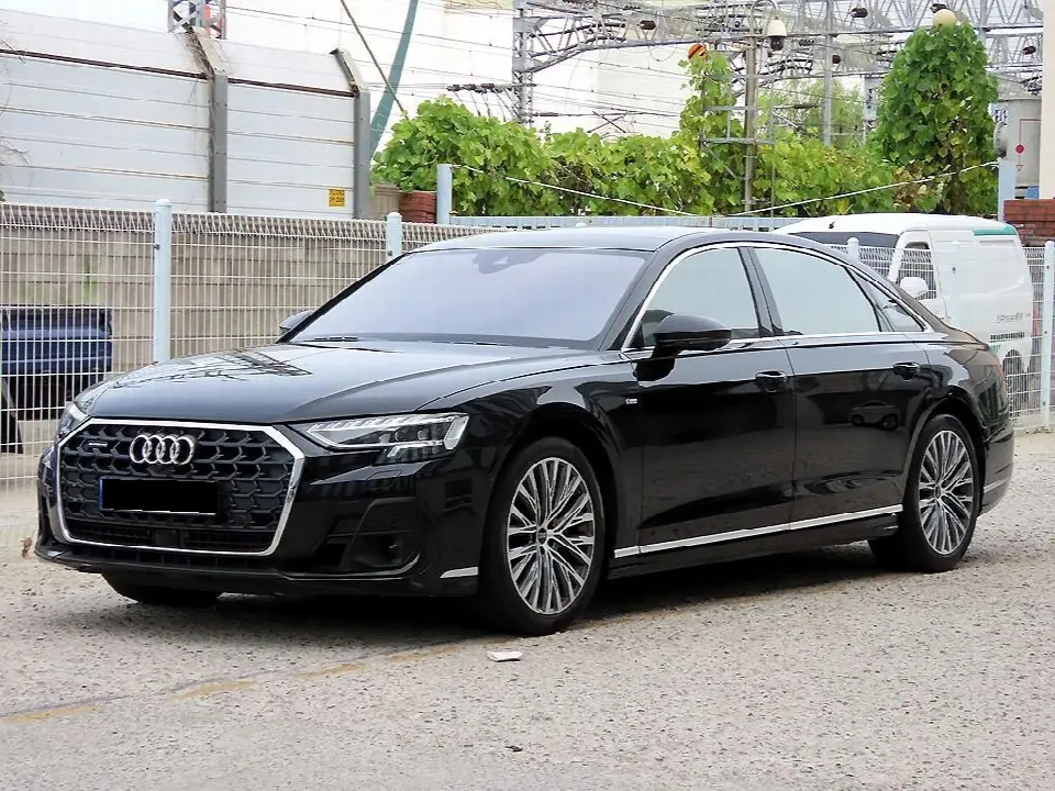 Audi A8 2018, арт. KR-3250443 — фото 1