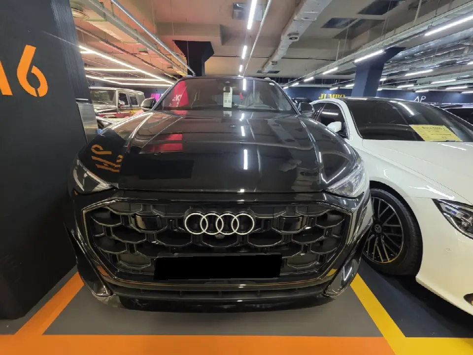 Audi Q8 2018, арт. KR-3250662 — фото 1