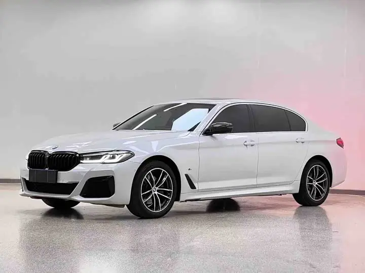 BMW 5 Series 2022, арт. CN-3262694 — фото 1