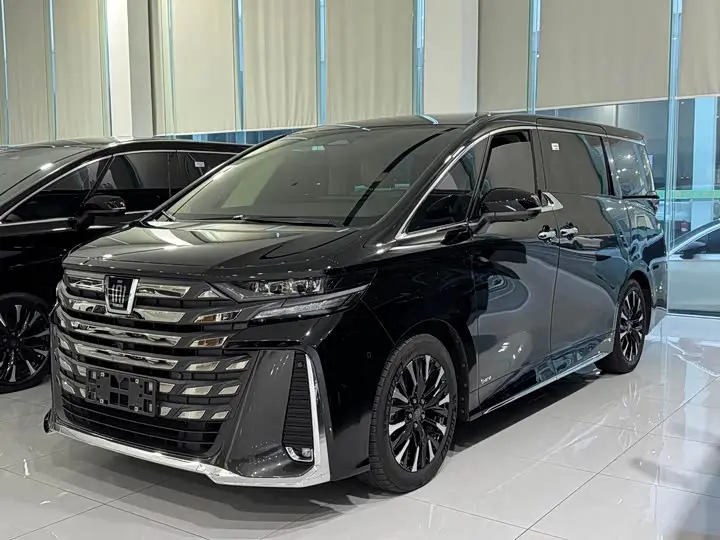 Toyota Vellfire 2024, арт. CN-3268832 — фото 1