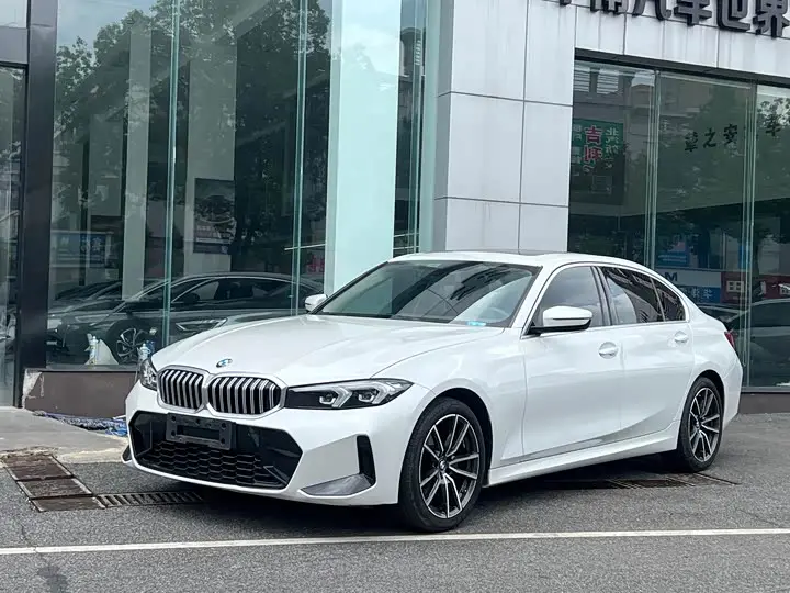 BMW 3 Series 2023, арт. CN-3279367 — фото 1