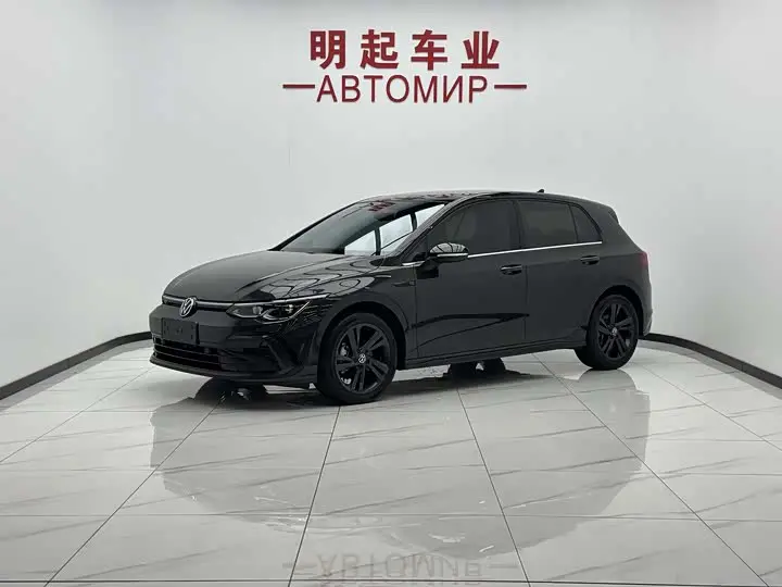 Volkswagen Golf 2023, арт. CN-3279671 — фото 1
