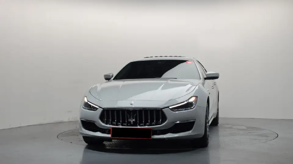 Maserati Ghibli 2013, фото из объявления
