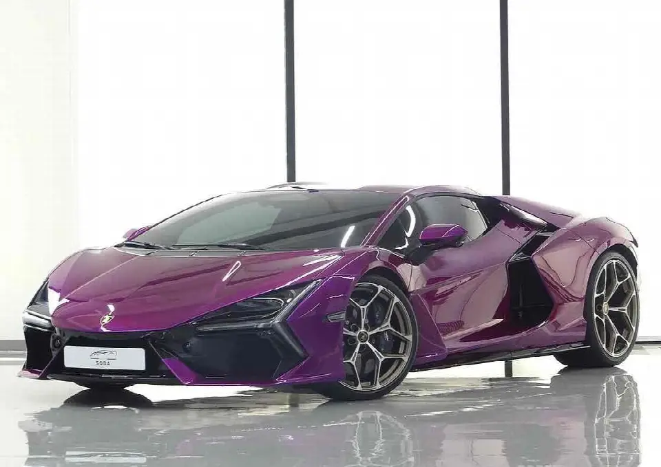 Lamborghini Revuelto 2025, фото из объявления