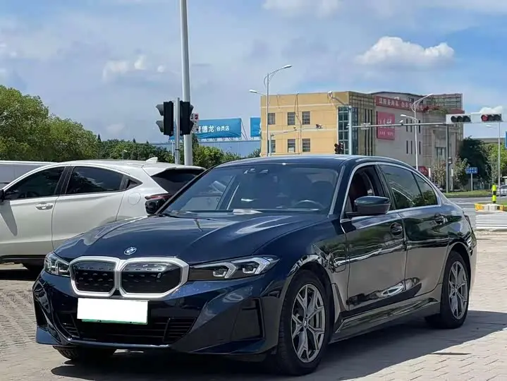 BMW i3 2022, арт. CN-3284991 — фото 1