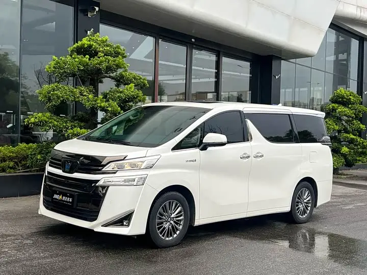 Toyota Vellfire 2023, арт. CN-3288384 — фото 1