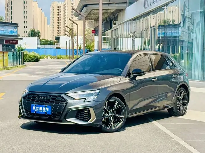 Audi A3 2024, арт. CN-3289828 — фото 1