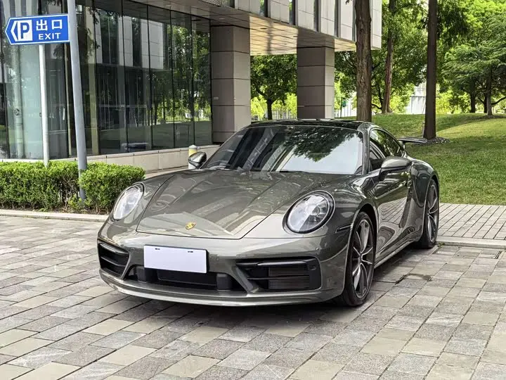 Porsche 911 2023, арт. CN-3289832 — фото 1