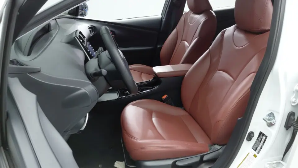 Toyota Prius 2016, фото из объявления