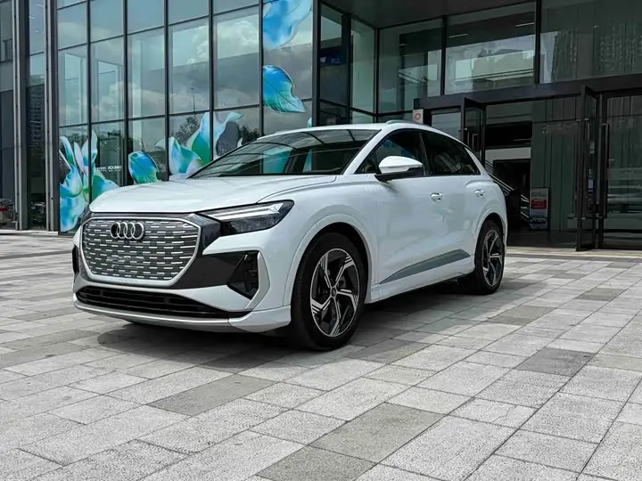 Audi Q4 e-tron 2024, арт. CN-3291946 — фото 1