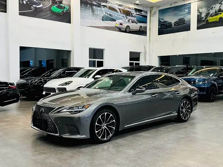 Lexus LS 2021, арт. CN-3293174 — фото 1