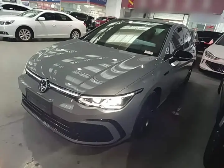 Volkswagen Golf 2023, арт. CN-3293464 — фото 1