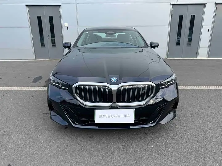 BMW i5 2025, арт. CN-3294125 — фото 1