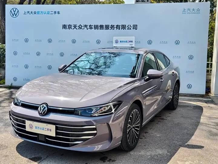 Volkswagen Passat 2025, арт. CN-3296997 — фото 1