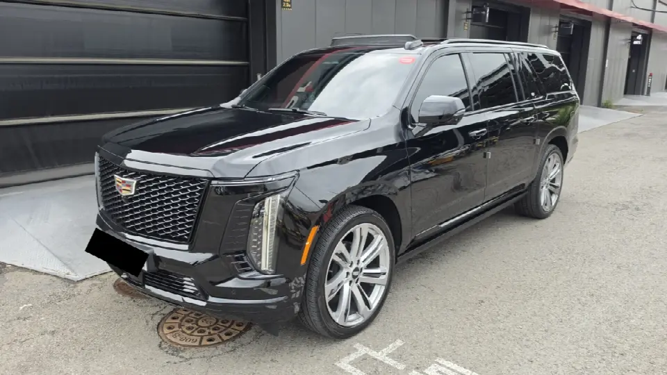 Cadillac Escalade 2021, арт. KR-3301136 — фото 1