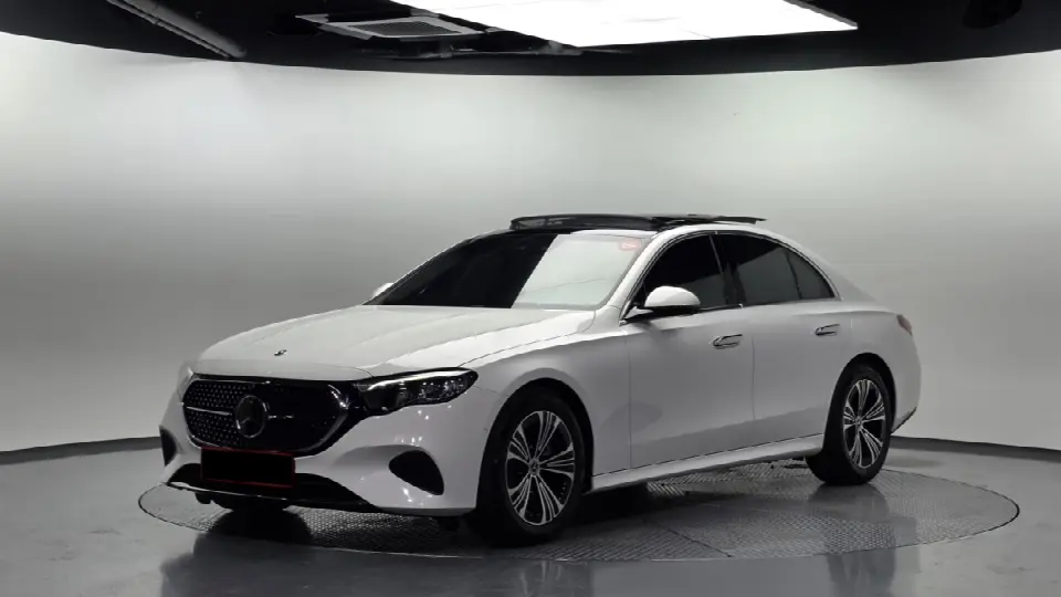 Mercedes-Benz E-Class 2024, арт. KR-3301728 — фото 1