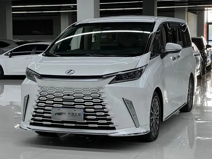 Lexus LM 2023, арт. CN-3301866 — фото 1