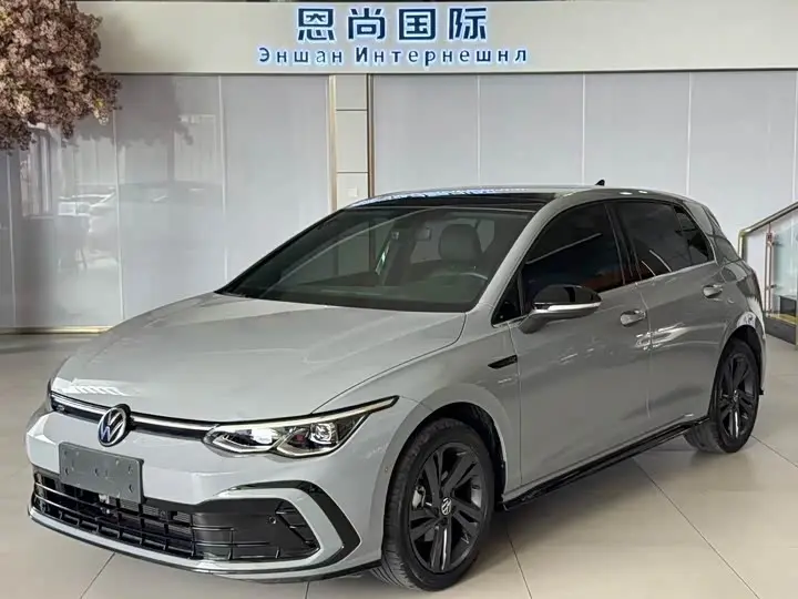 Volkswagen Golf 2023, арт. CN-3302638 — фото 1