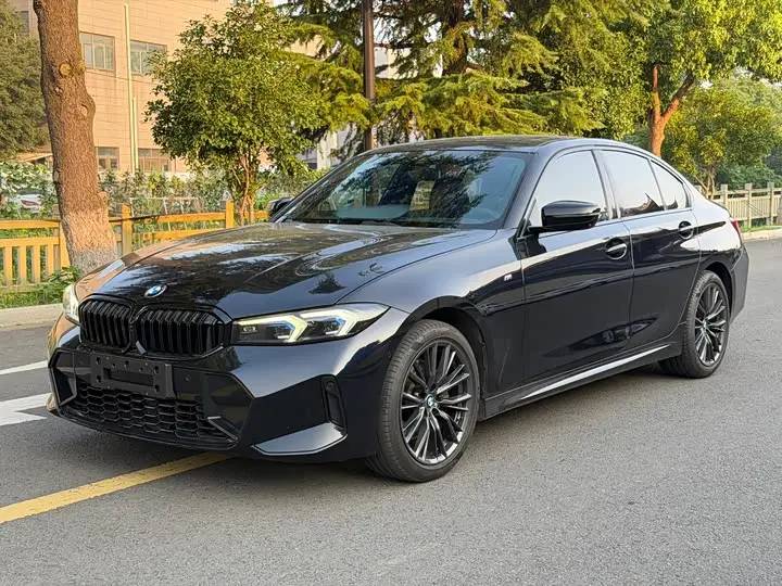 BMW 3 Series 2023, арт. CN-3302769 — фото 1