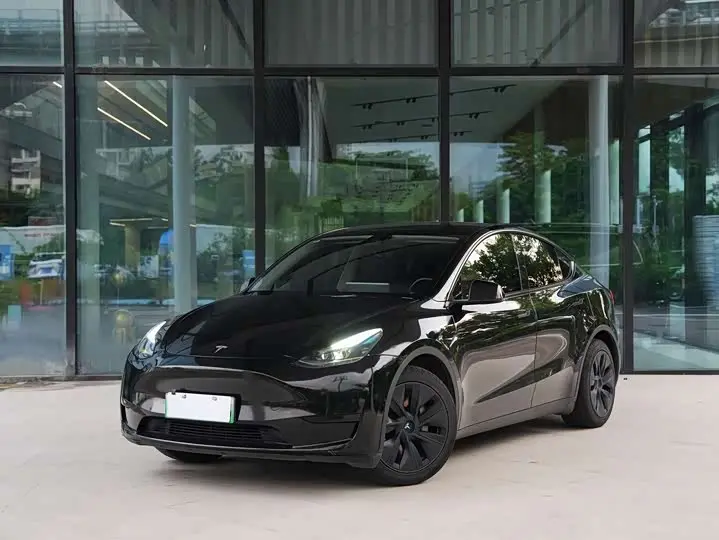 Tesla Model Y 2024, арт. CN-3304843 — фото 1