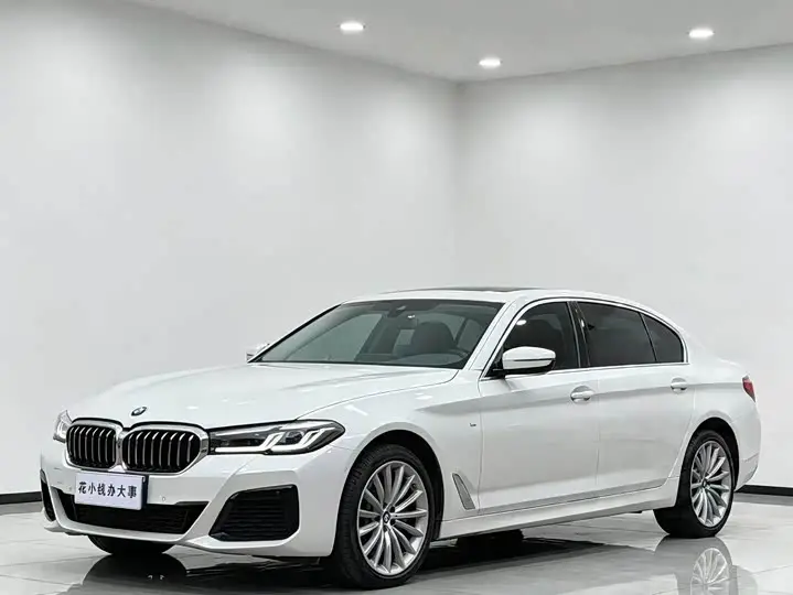 BMW 5 Series 2022, арт. CN-3305083 — фото 1