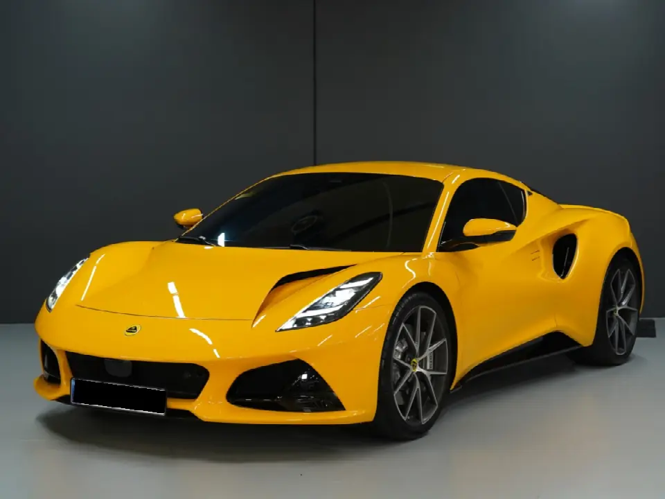 Lotus Emira 2021, фото из объявления