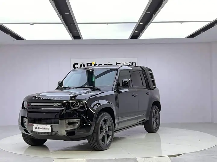 Land Rover Defender 2024, арт. CN-3308361 — фото 1