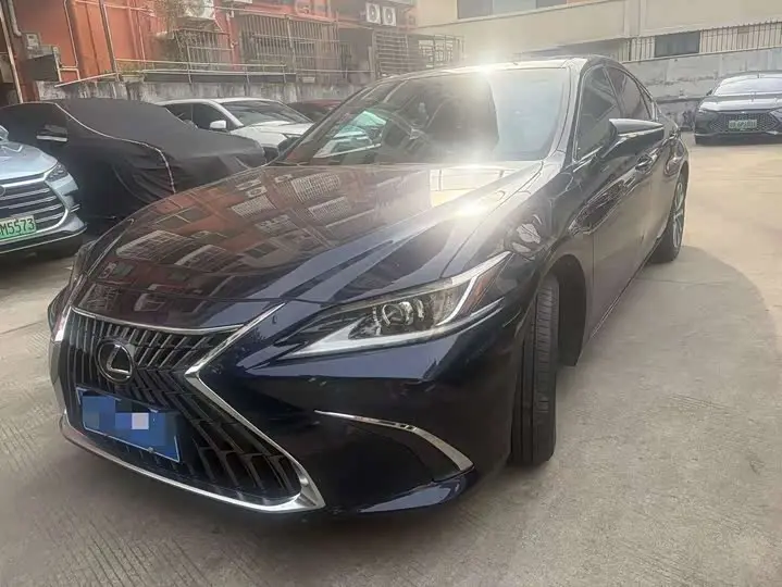 Lexus ES 2024, арт. CN-3308585 — фото 1