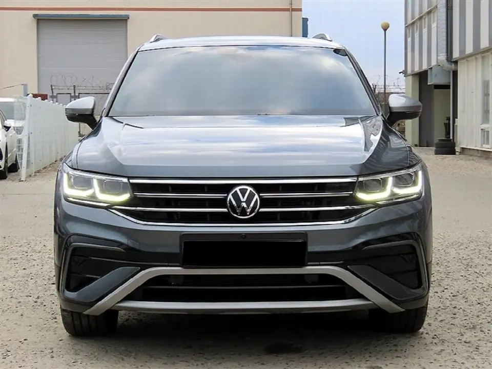Volkswagen Tiguan 2018, арт. KR-3309451 — фото 1