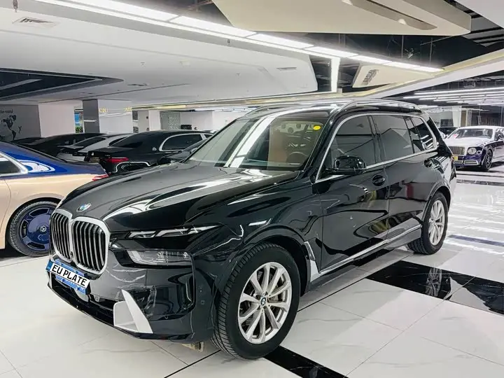 BMW X7 2023, арт. CN-3312140 — фото 1
