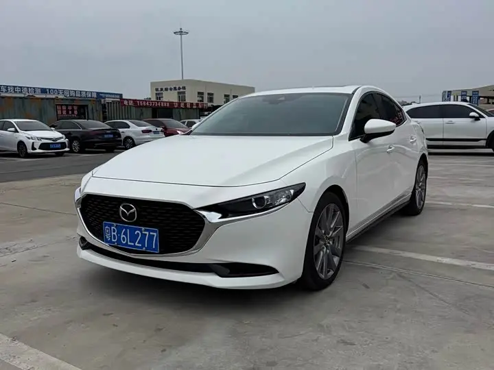 Mazda 3 (Axela) 2022, арт. CN-3313232 — фото 1