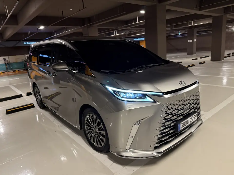 Lexus LM 2024, арт. KR-3313733 — фото 1