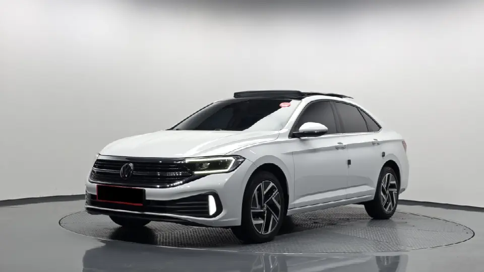 Volkswagen Jetta 2019, арт. KR-3314355 — фото 1