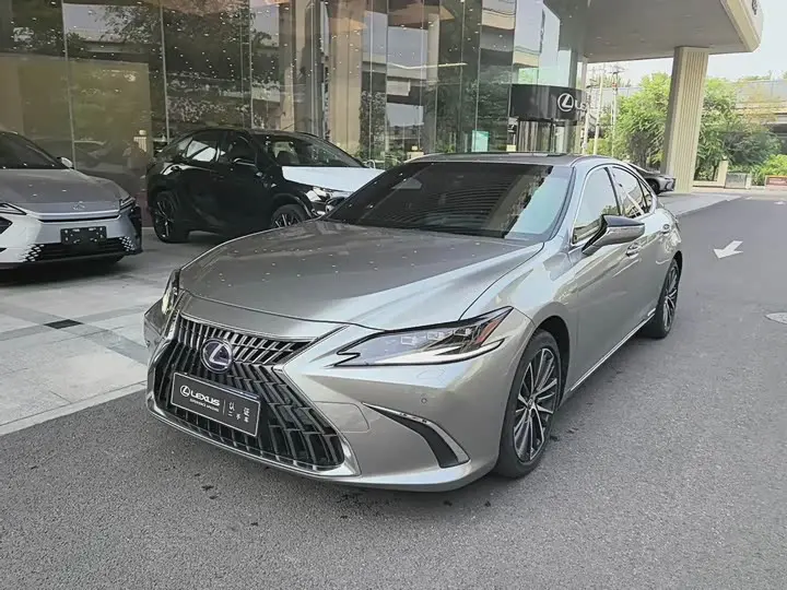 Lexus ES 2021, арт. CN-3315247 — фото 1