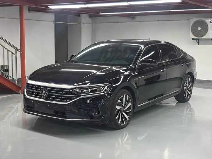 Volkswagen Passat 2024, арт. CN-3318776 — фото 1