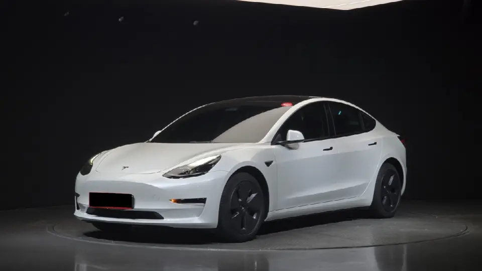 Tesla Model 3 2017, арт. KR-3319262 — фото 1