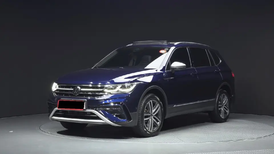 Volkswagen Tiguan 2018, арт. KR-3319752 — фото 1