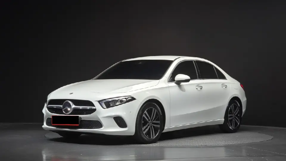 Mercedes-Benz A-Class 2019, арт. KR-3320100 — фото 1
