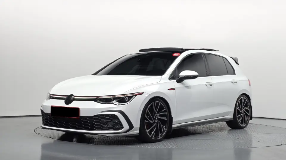 Volkswagen Golf 2022, арт. KR-3320573 — фото 1